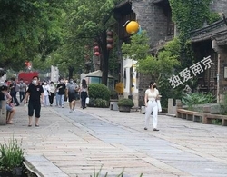 南京老门东街区恢复开放